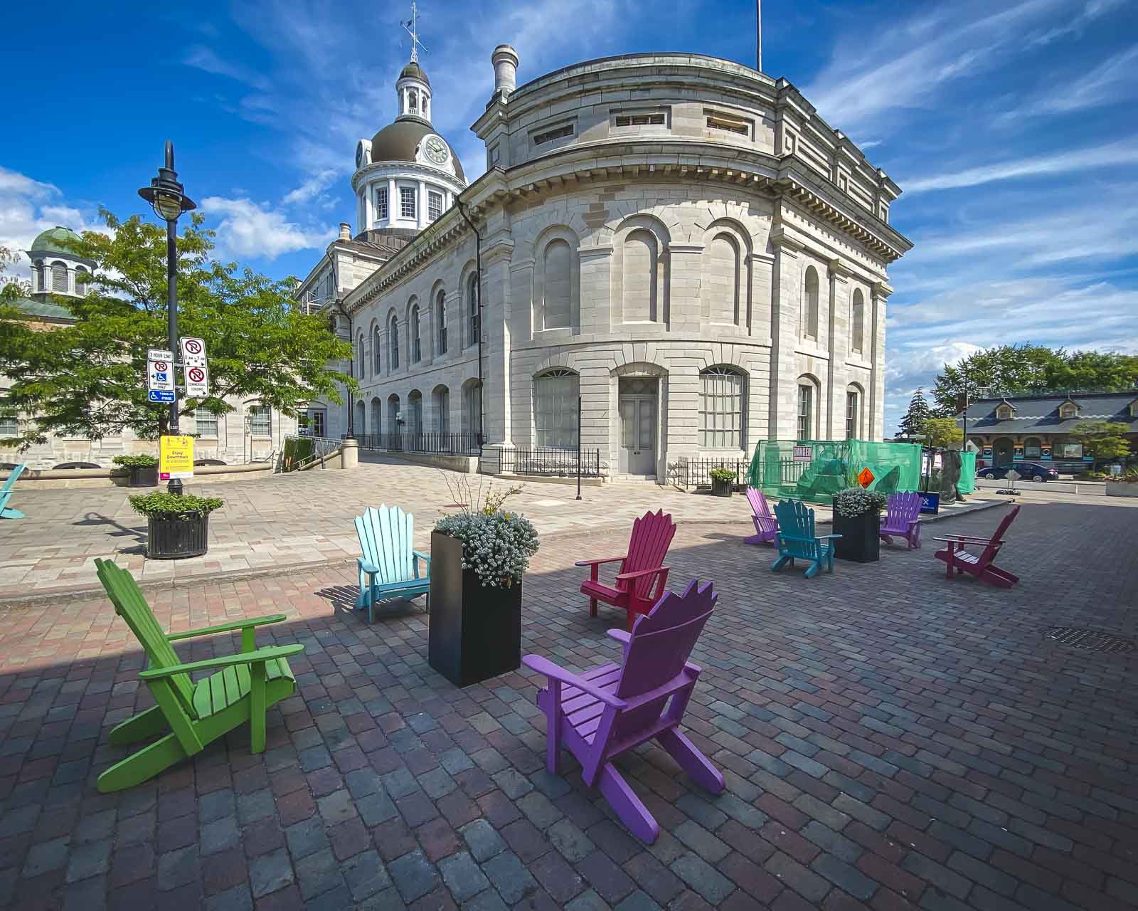 what to do in kingston city hall chairs