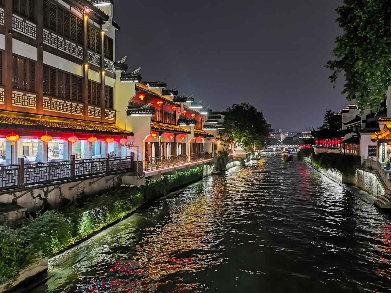 Nanjing Boat ride at confucious temple