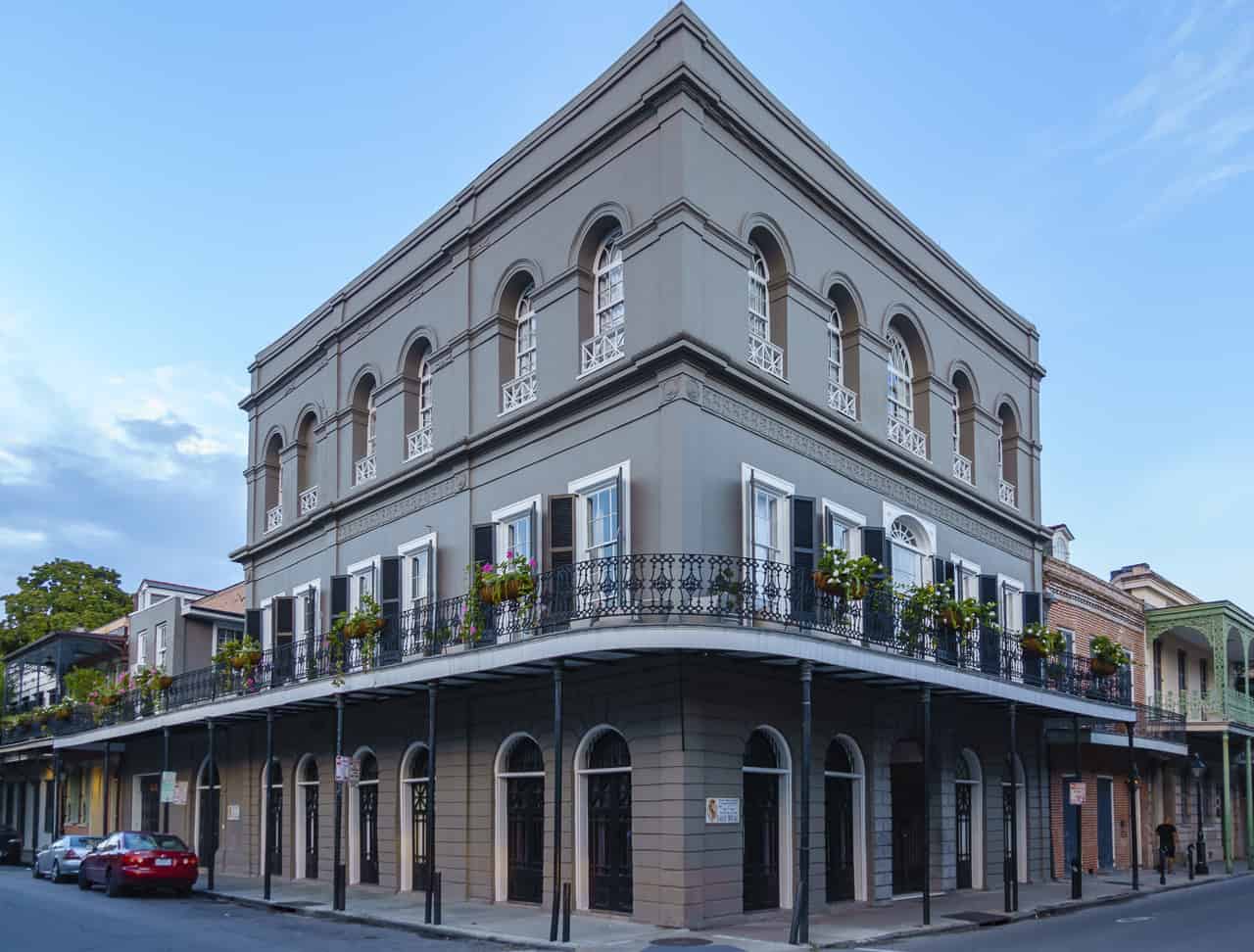 haunted houses to visit in new orleans