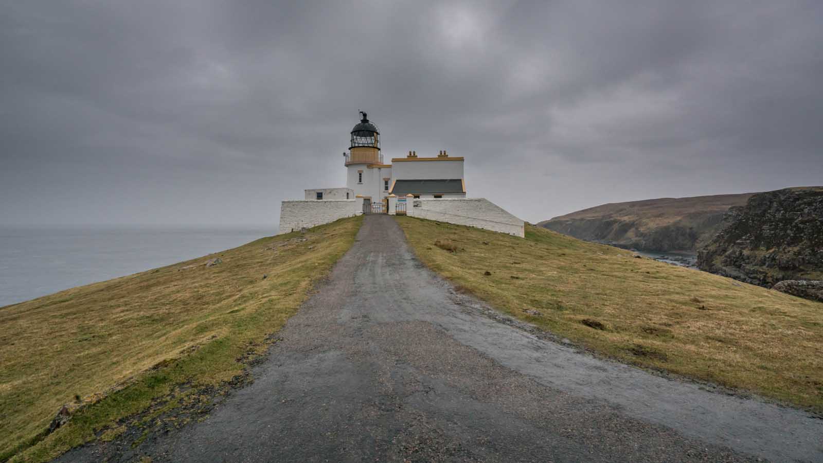 north coast 500 guide Stoerhead Lighthouse