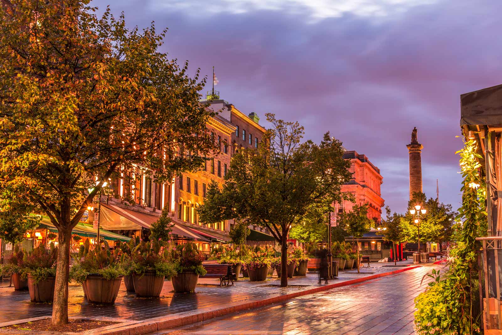 Old Montreal at night