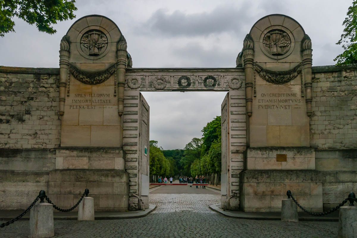 Pere Lachaise Cemetery three Day Paris Itinerary