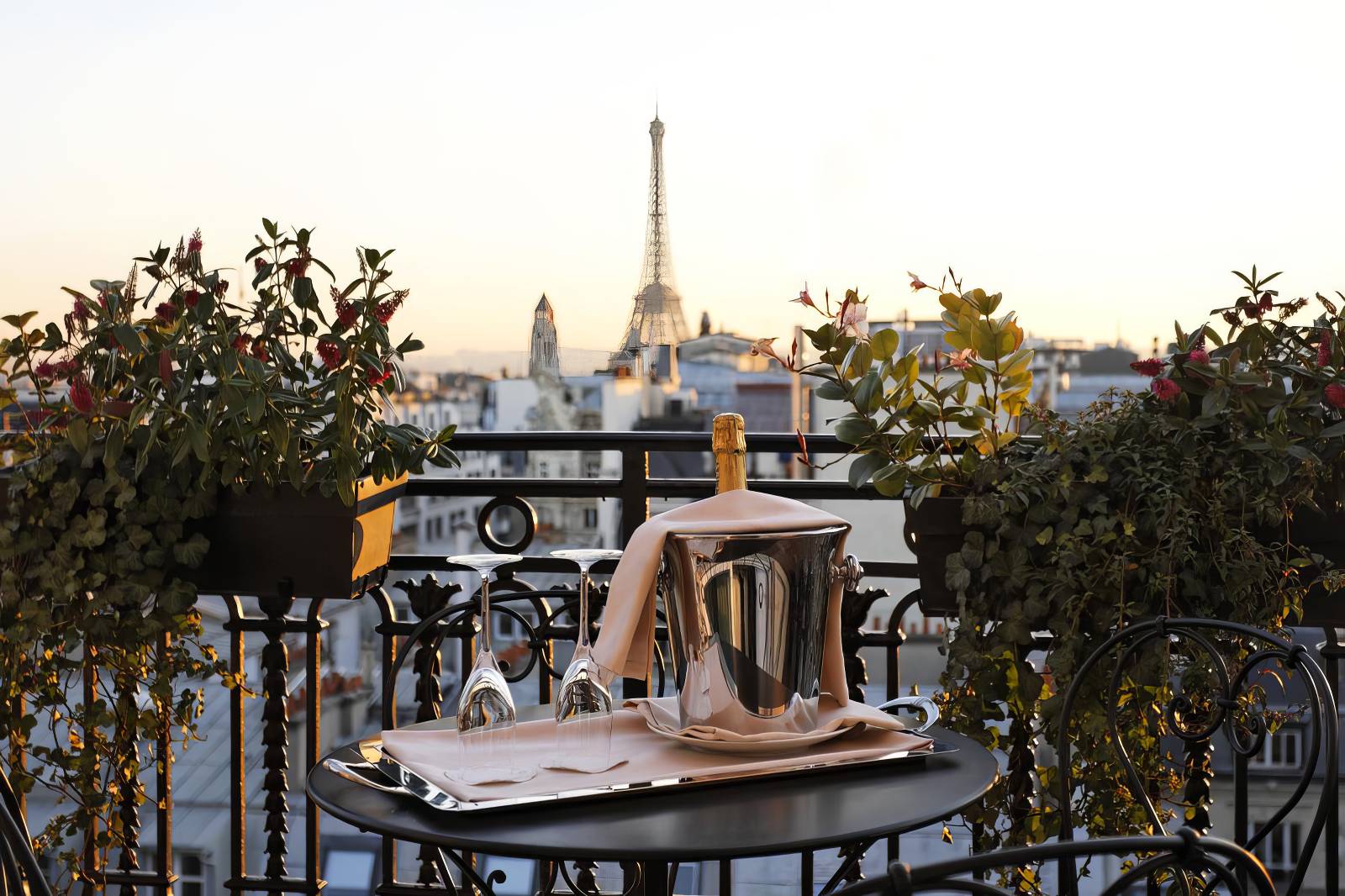 Paris Hotel with Eiffel Tower View Hotel Balzac