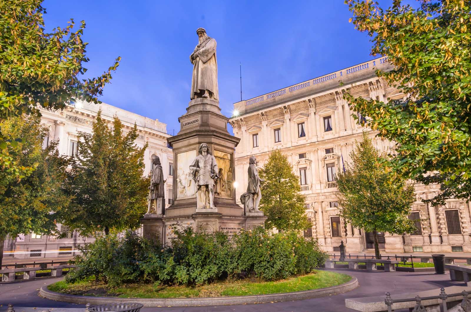 Piazza della Scala in Milan