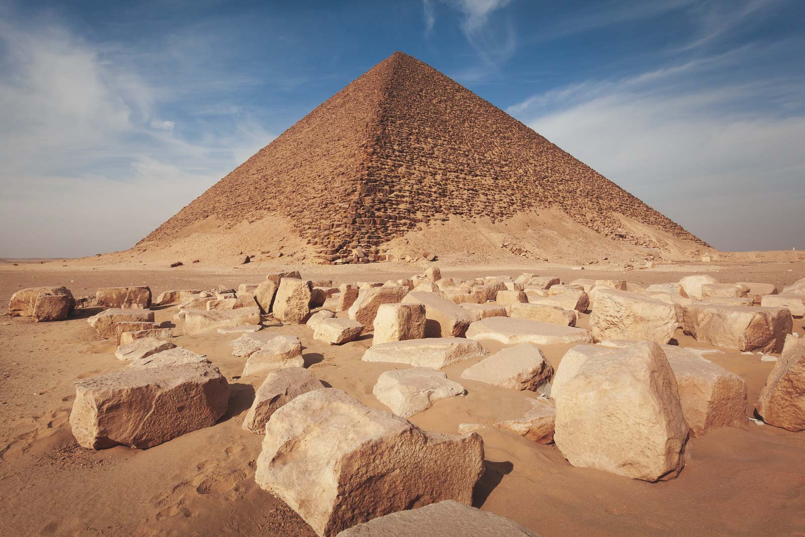 pictures of egypt red pyramid
