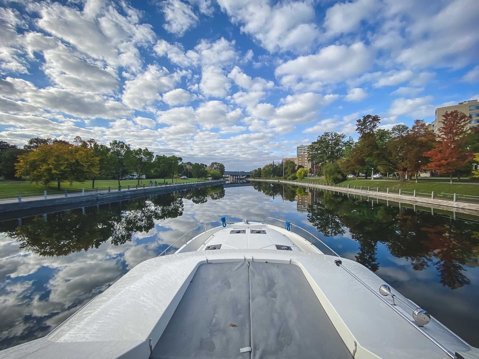Cruising into Downtown Ottawa on the Rideau Canal