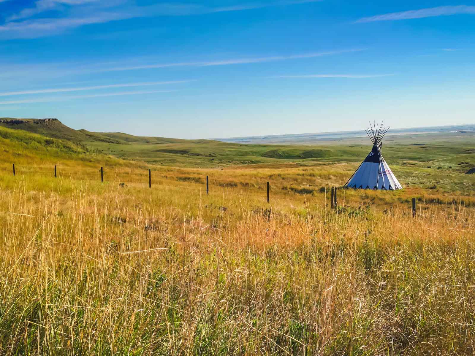 Interesting places in Alberta Head Smashed In Buffalo Jump