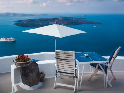 The Best Places to Visit in Santorini, Greece