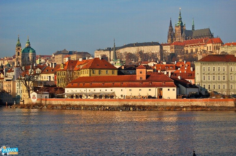 Prague tourist traps - Prague Castle