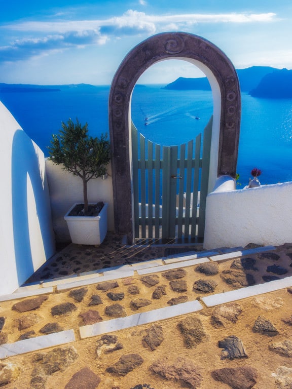 A Photography Guide to Santorini - Getting that Postcard Shot