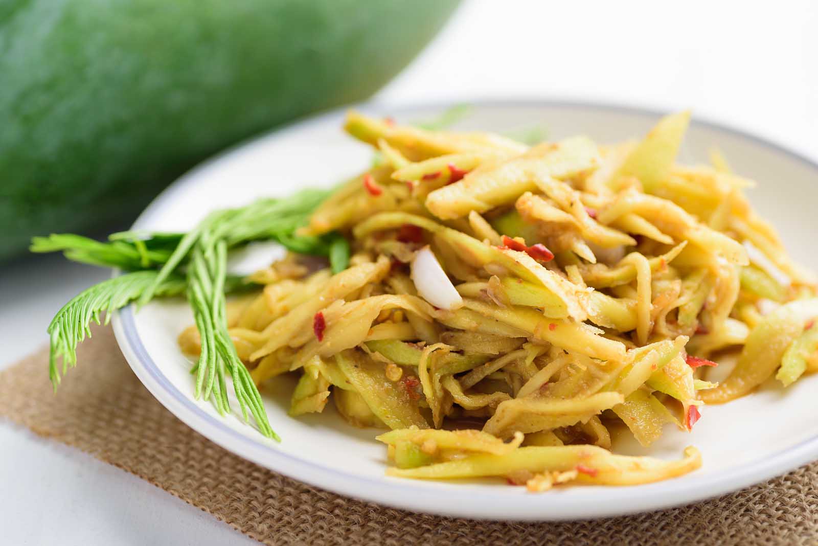 Grüner Mangosalat Thai Foods