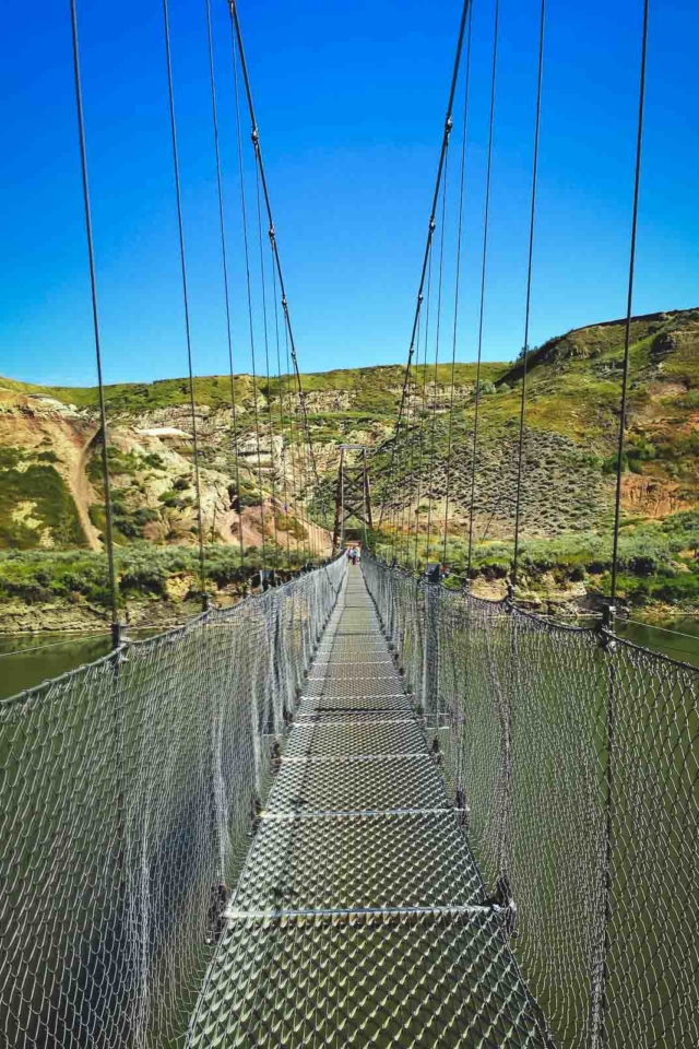 things to do in drumheller star mine suspension bridge