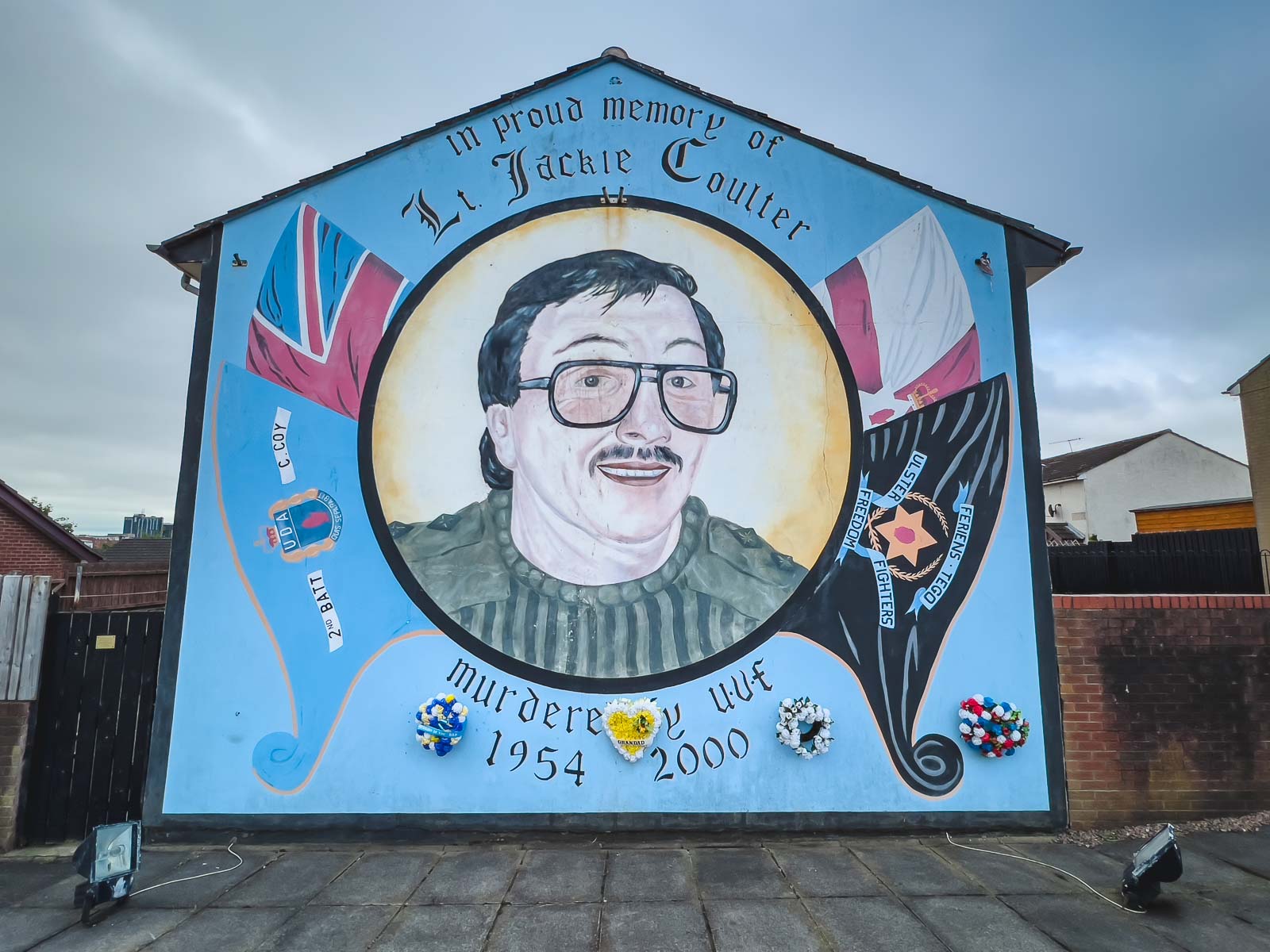 things to do in belfast northern ireland political murals