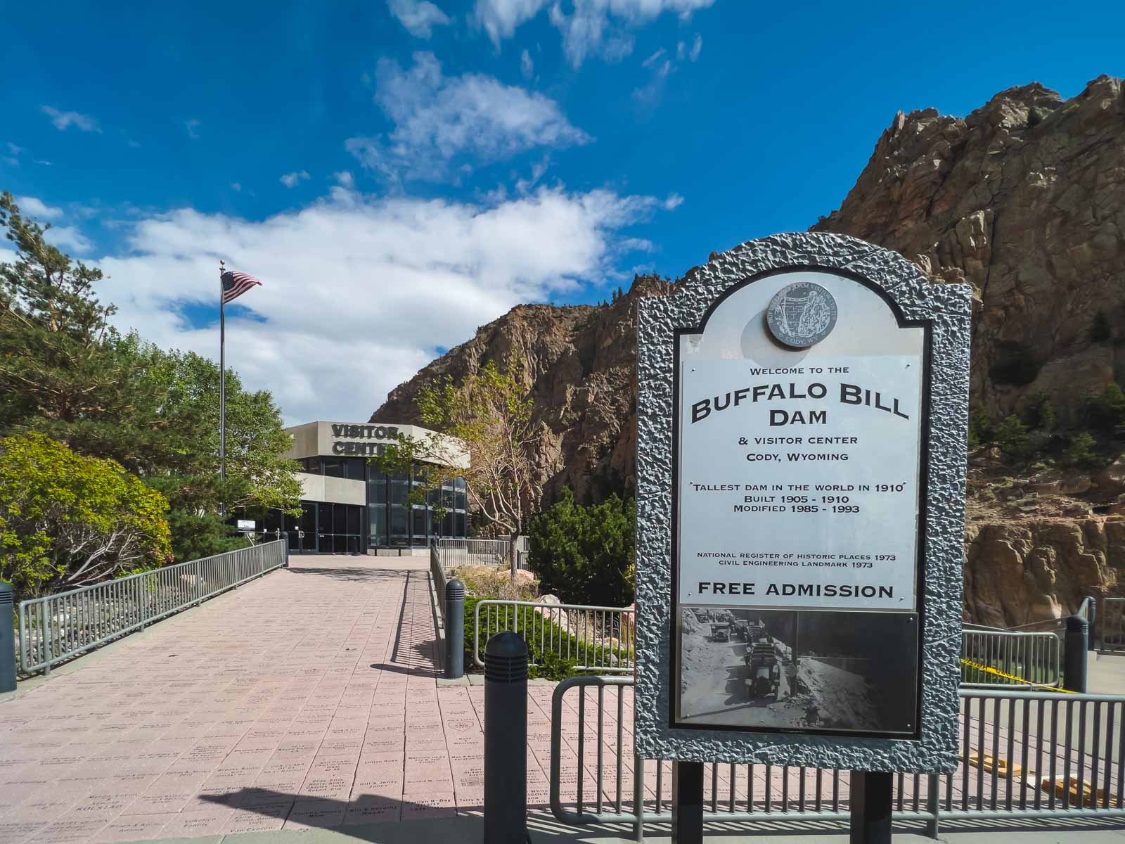Things to do in Cody Wyoming Buffalo Bill Dam and Interpretive Center
