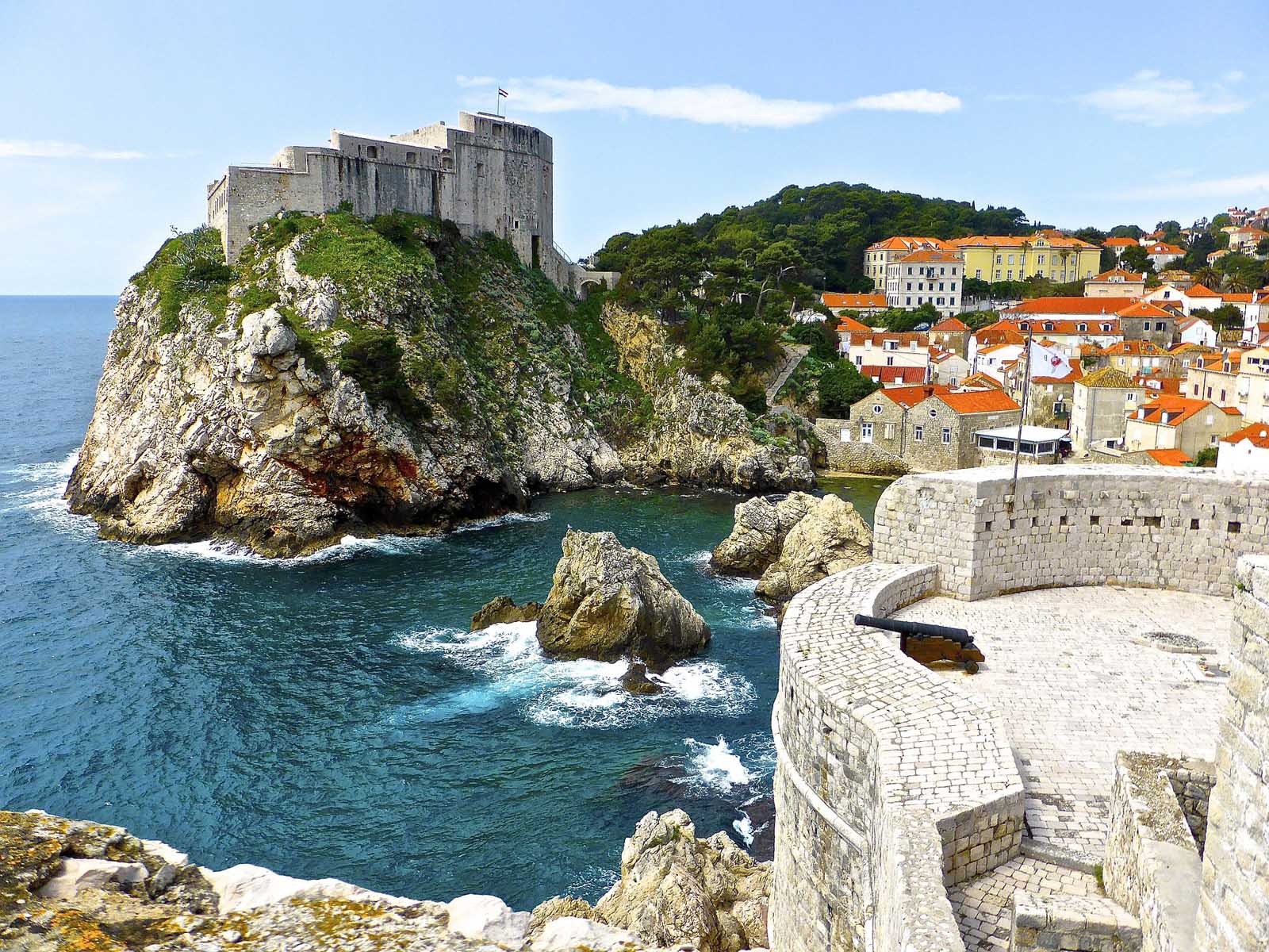 Things to do in Dubrovnik Old Town City Walls