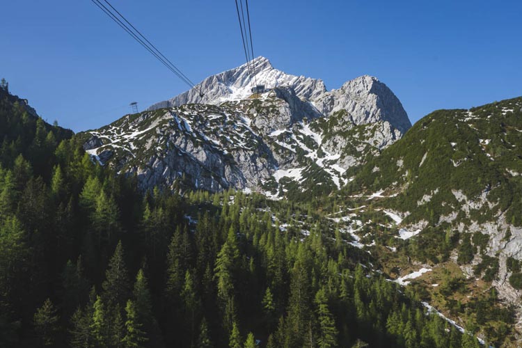 not to miss things to do in Garmisch Partenkirchen bavaria | Take a Gondola ride 