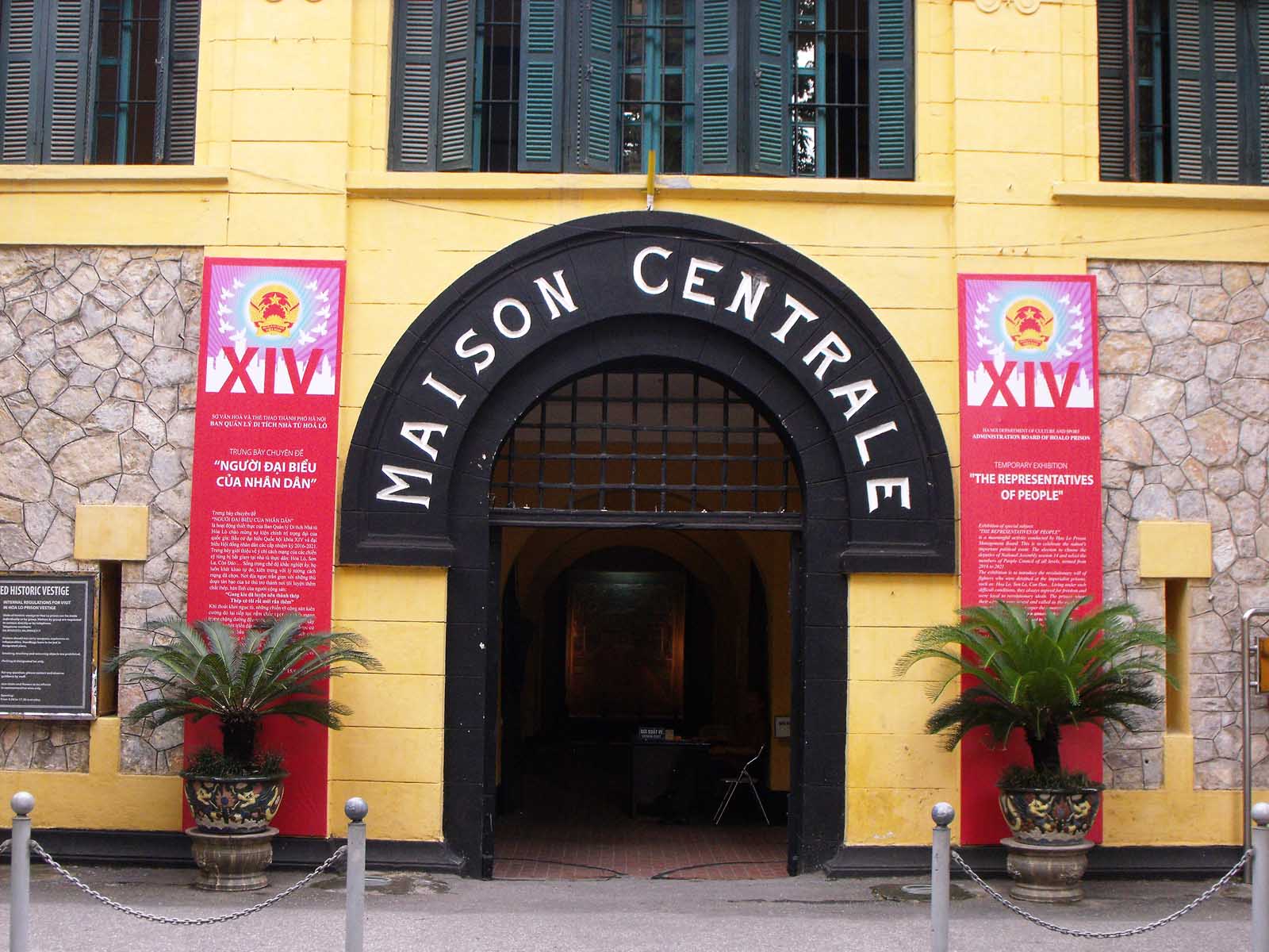 Visit the Hoa lo Prison Museum in Hanoi Vietnam