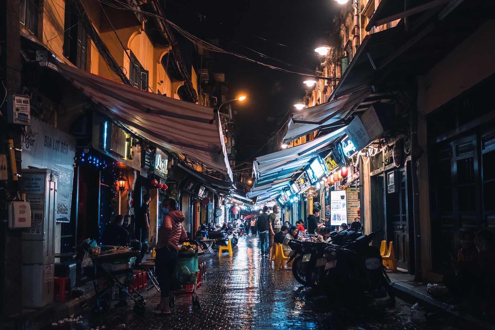 Hanoi Night Market Things to do