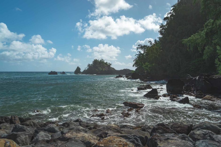 Views along the Hana Highway in Maui