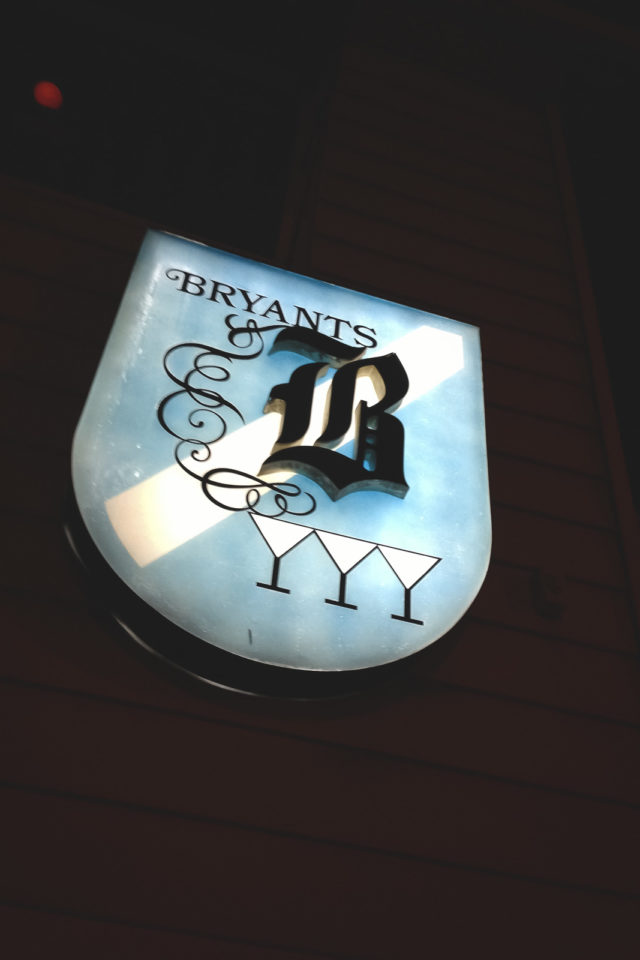 Bryants Cocktail Lounge