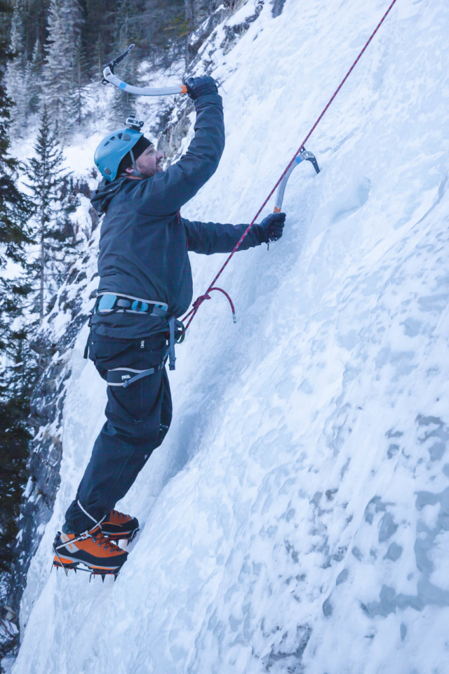 Ice climbing in Mont Tremblant Quebec