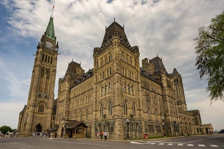 top things to do in ottawa parliment buildings