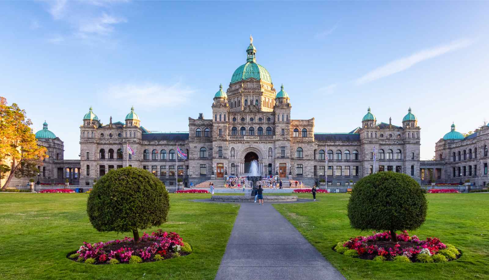 Things to do in Victoria BC Parliament Buildings