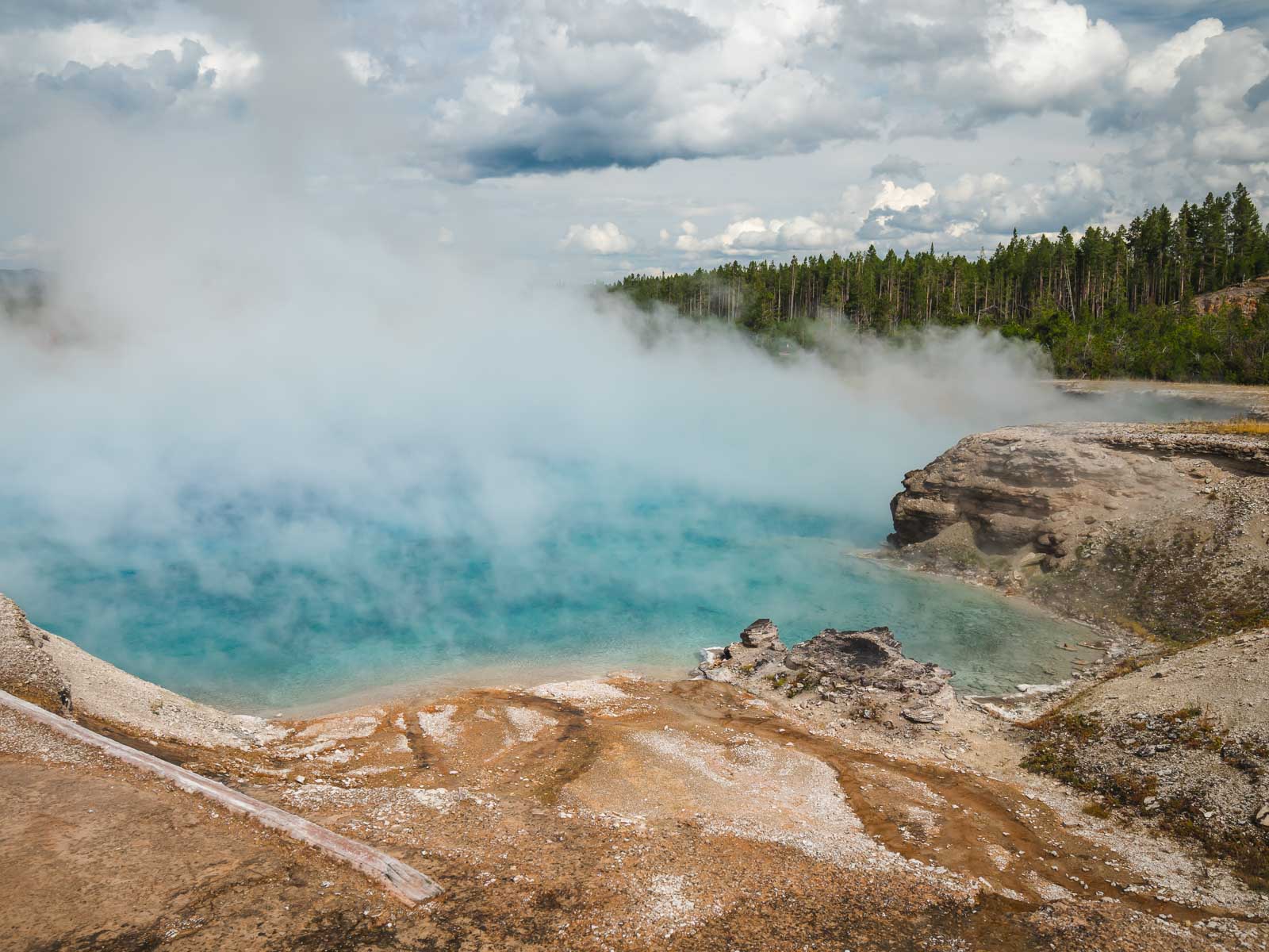 Things to do in Yellowstone National Park Midway Geyser Basin