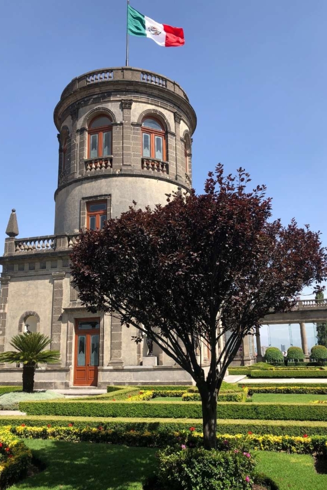 things to do in mexico city Chapultepec Park & Castle