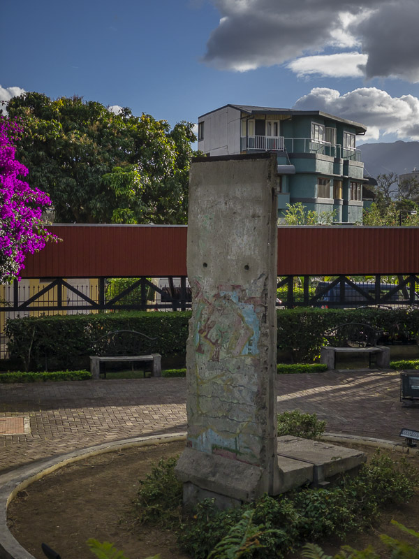 Un morceau du mur de Berlin à San José