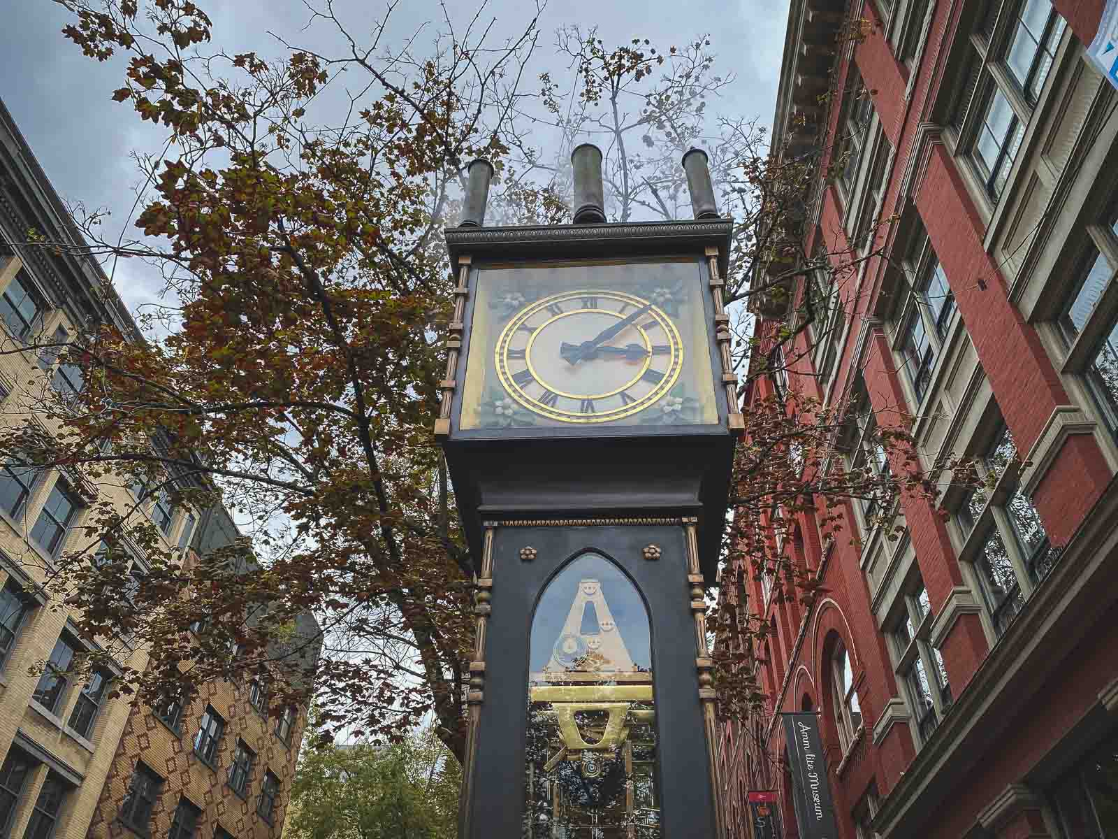 Exploring Gastown and the Steam Clock in Vancouver BC