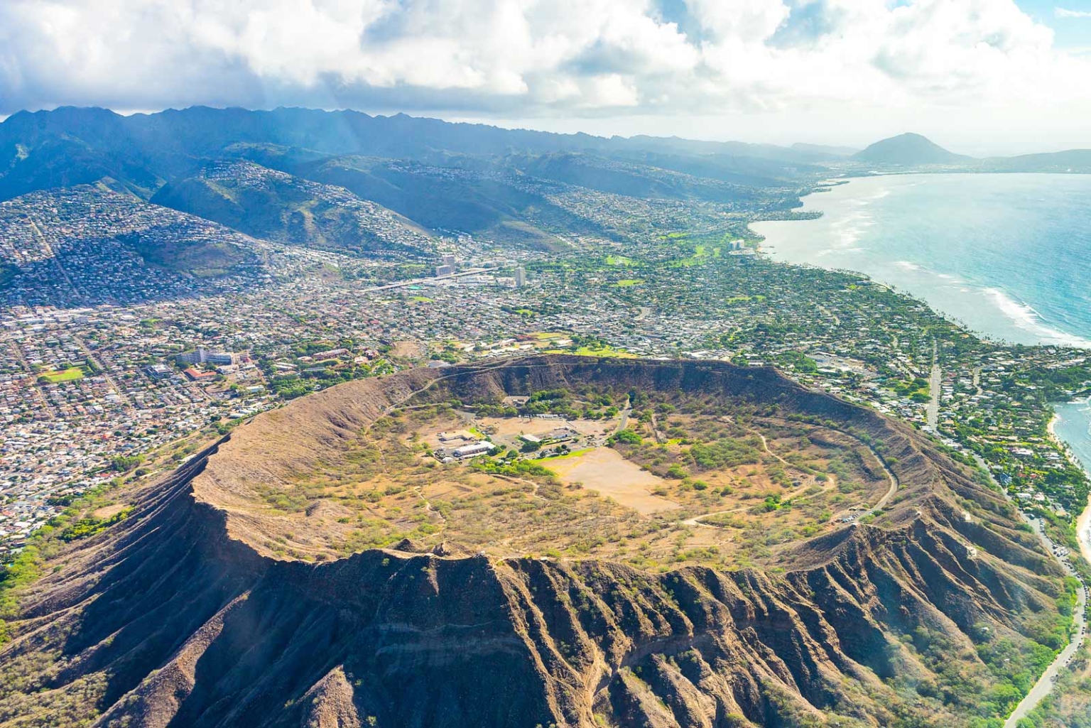 17 Best Hikes in Oahu Hawaii in 2024 - The Planet D