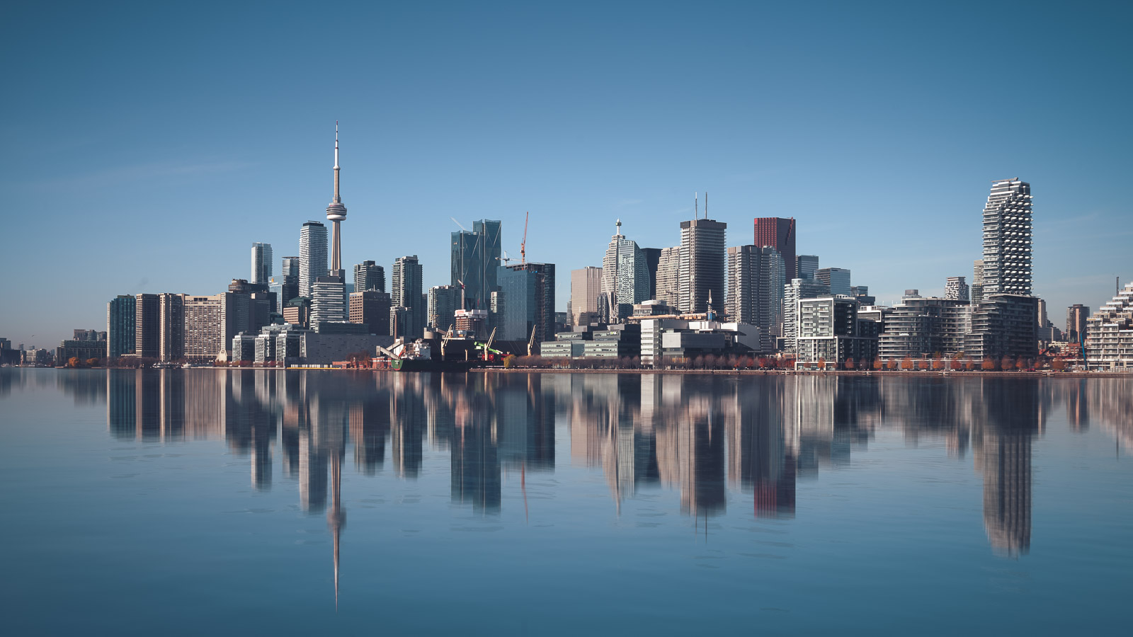 Best Toronto Skyline View at Poulson Pier