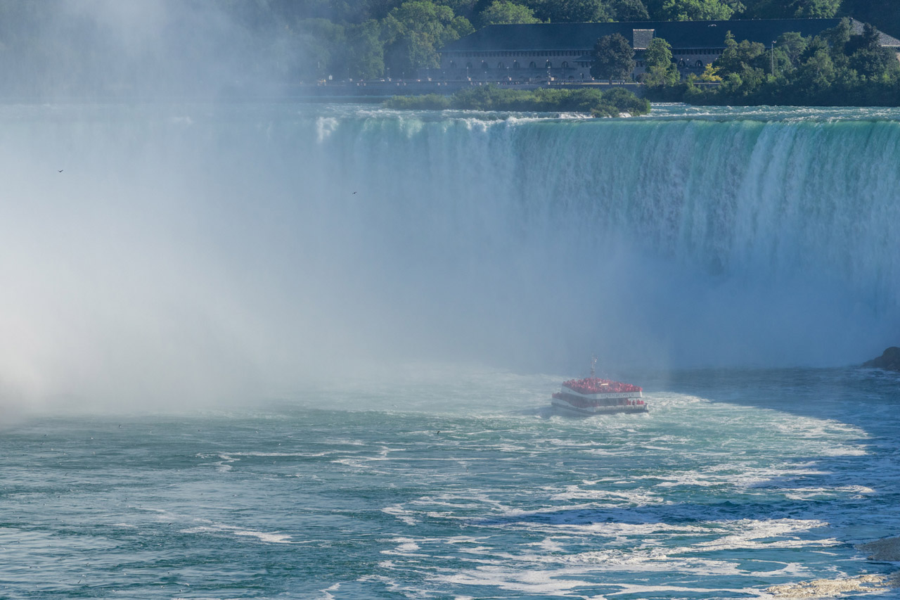 toronto to niagara falls bus hornblower criose