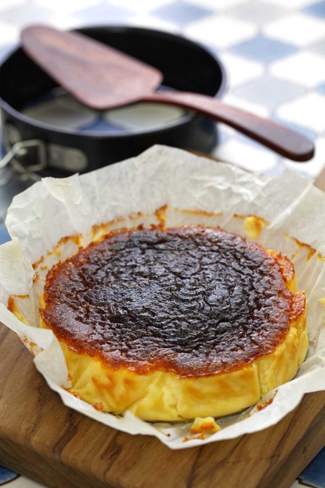 best spanish food dessert burnt basque cheesecake
