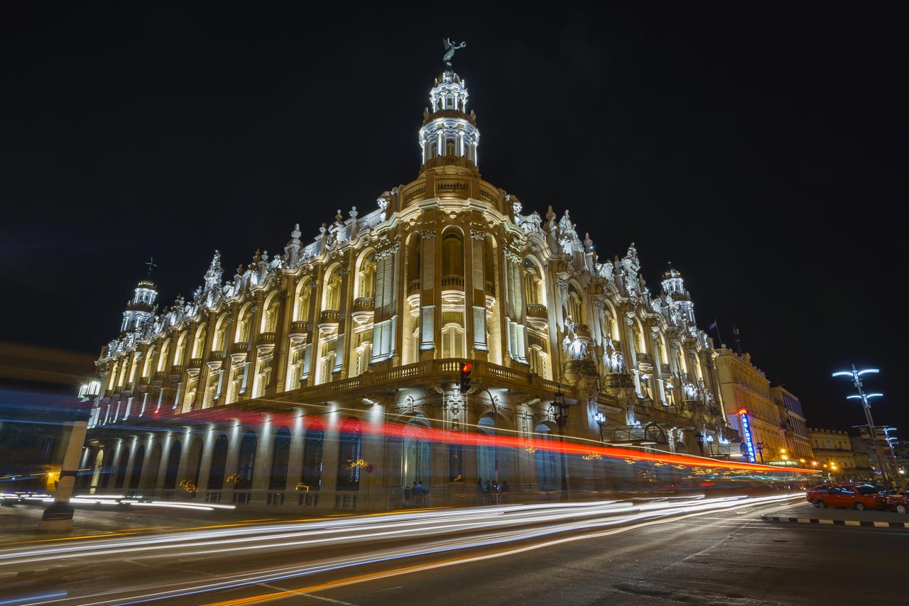 things to do in havana at night grand theatre