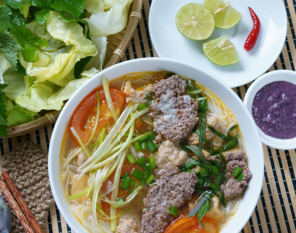 Vietnamese Food: 34 Traditional Dishes to Try in Vietnam