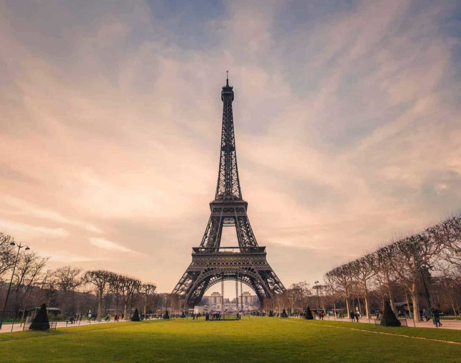 Where To Stay In Paris – Best Neighborhoods To Suit Your Travel Style