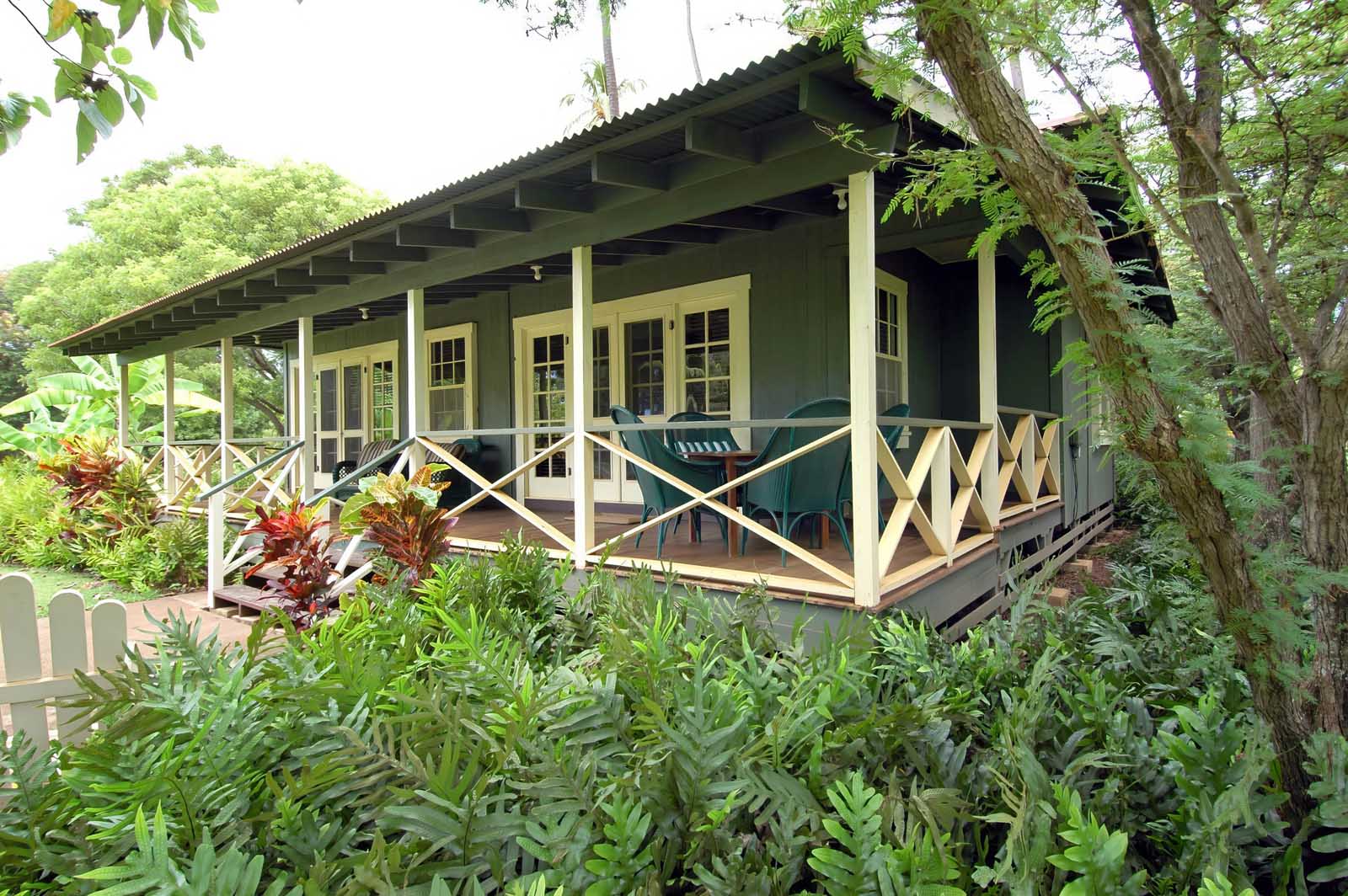 Best Places to stay in Kauai West Shore Waimea Plantation Cottages