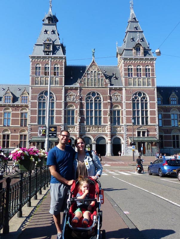 travel with family to Amsterdam