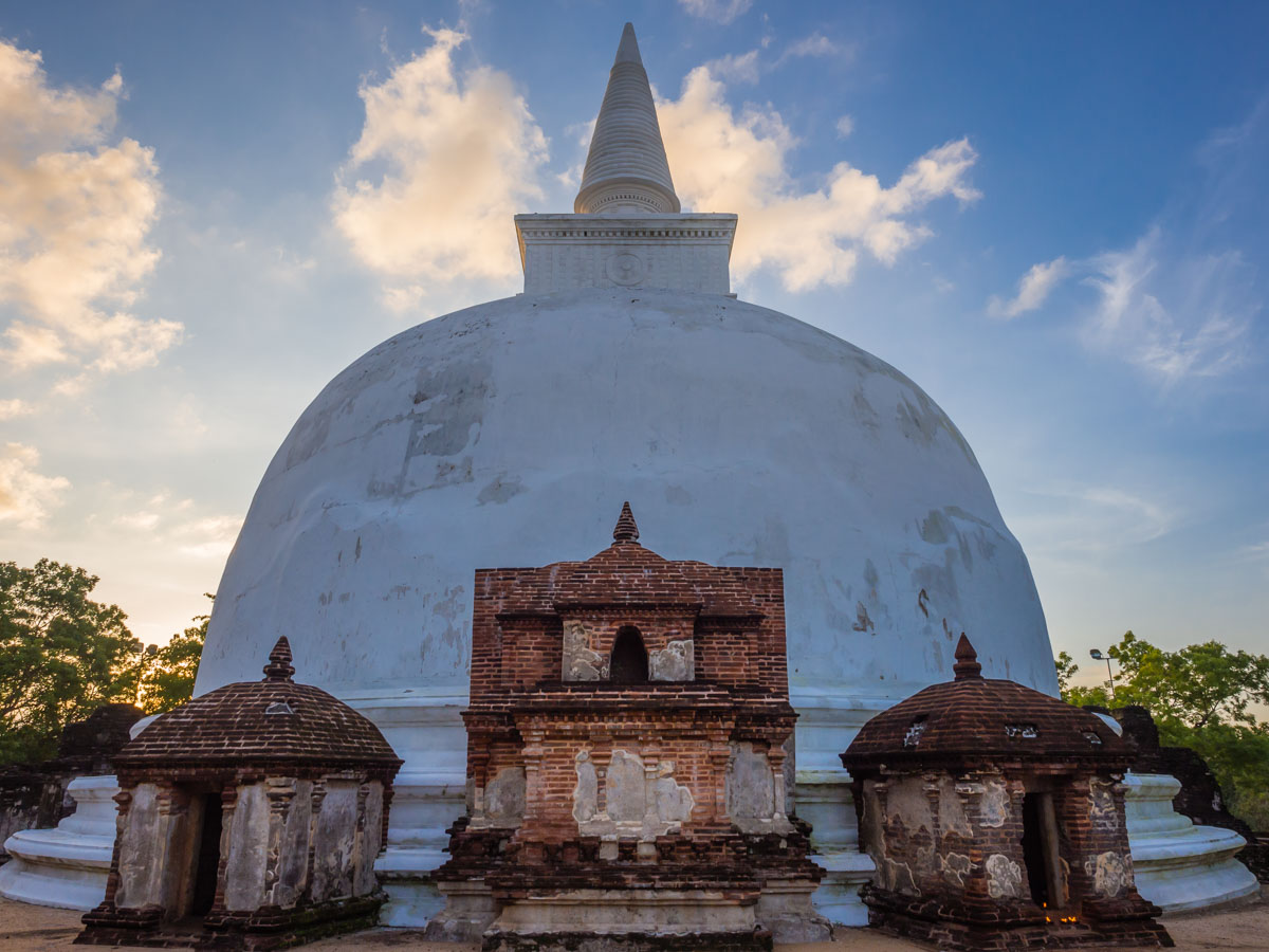 ruins of sri lanka