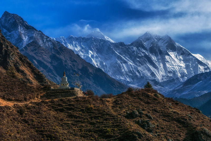 base camp trek photos temple