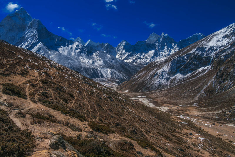 base camp trek photos valley