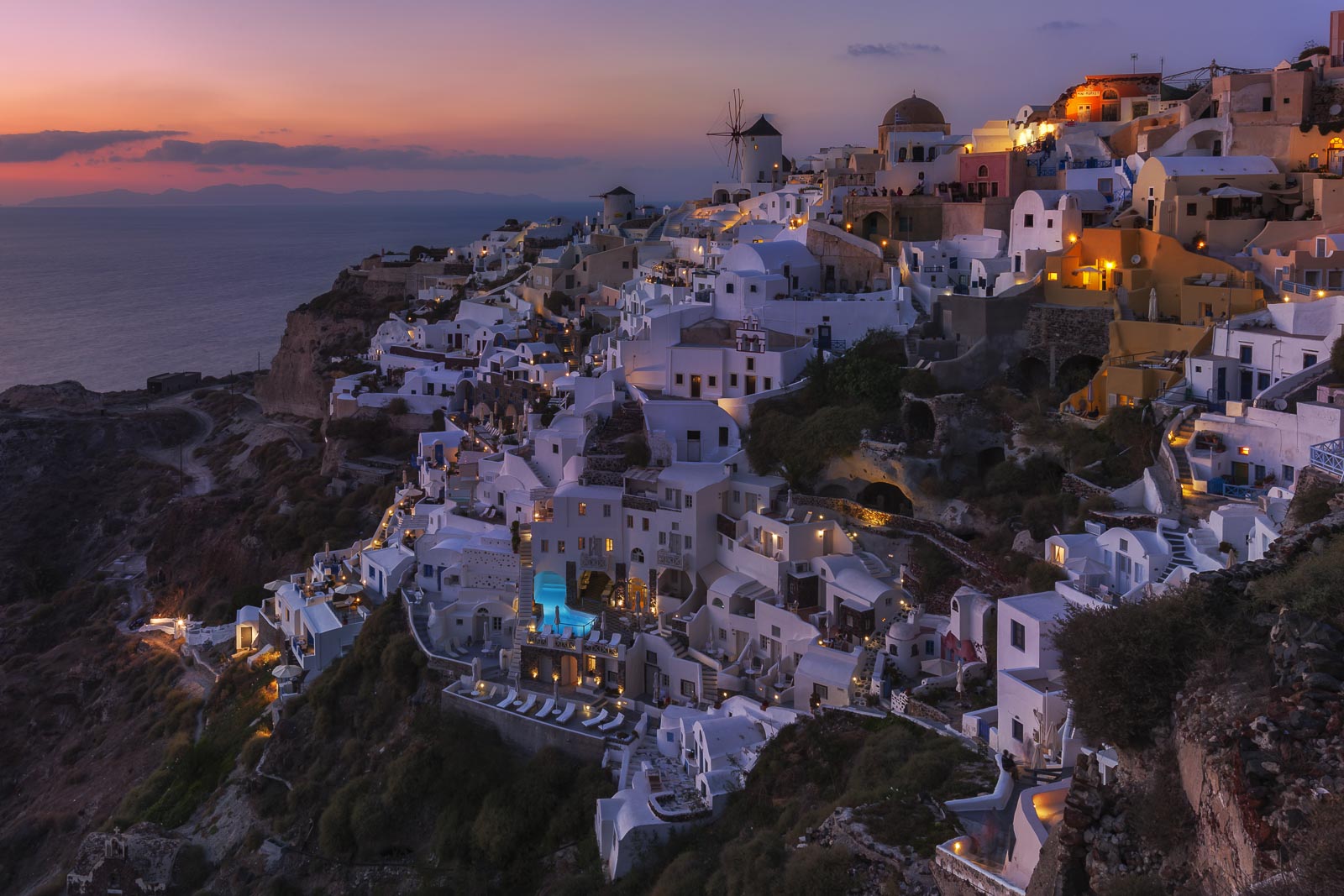 best things to do in santorini oia Castle