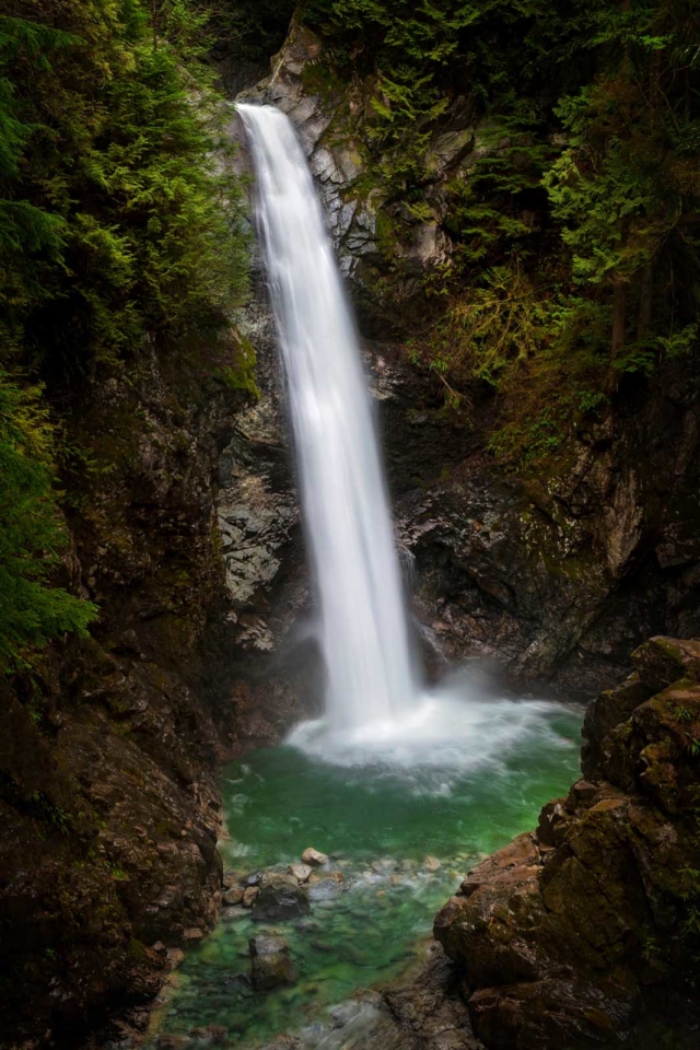 best day trips from Vancouver cascade falls