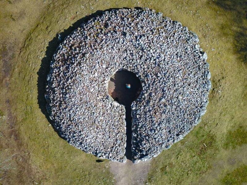 clava cairns stone circle