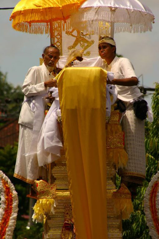 elders at bali ceremony