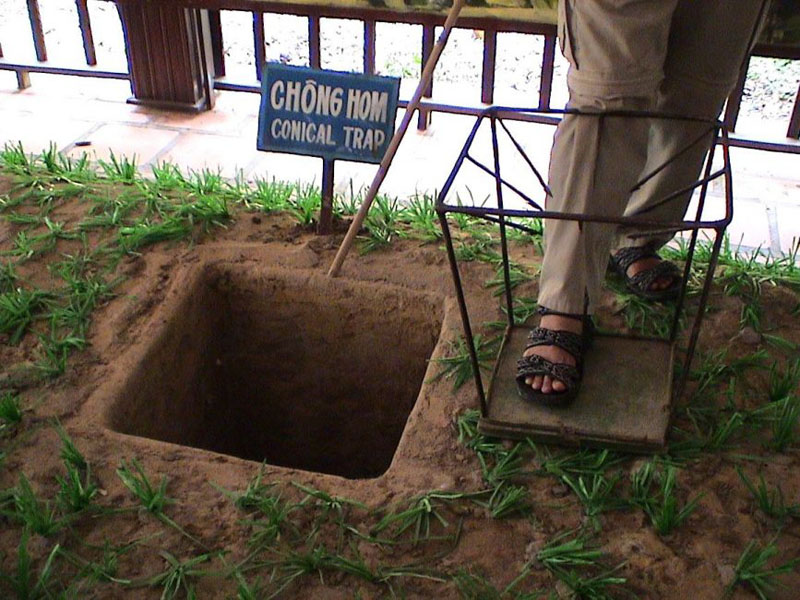 cu chi tunnels vietnam booby trap