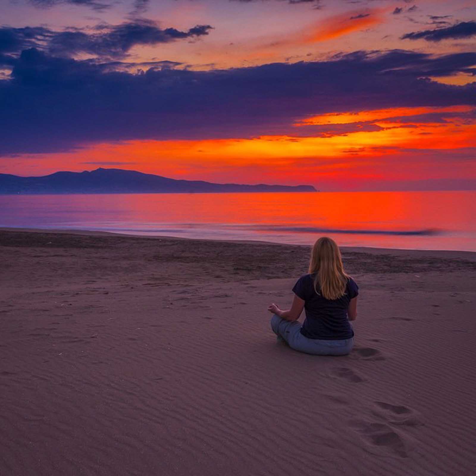 How to Become a Digital Nomad - Tips for Getting Started - Price-Breaker