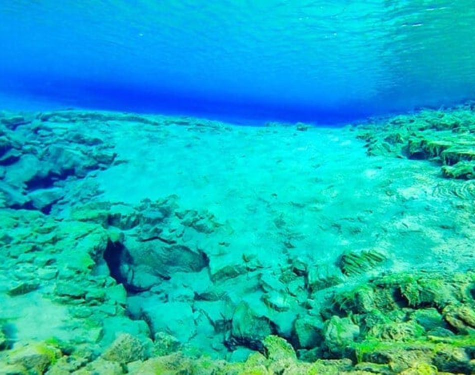 Diving in Silfra – Iceland Underwater
